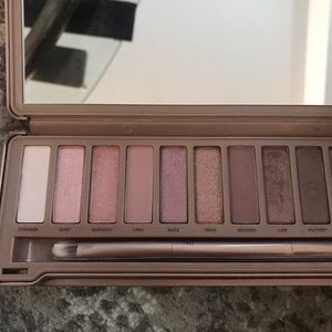 Urban Decay Makeup - Urban Decay Naked3 Eyeshadow Palette Urban Decay Makeup - Urban Decay Naked3 Eyeshadow Palette